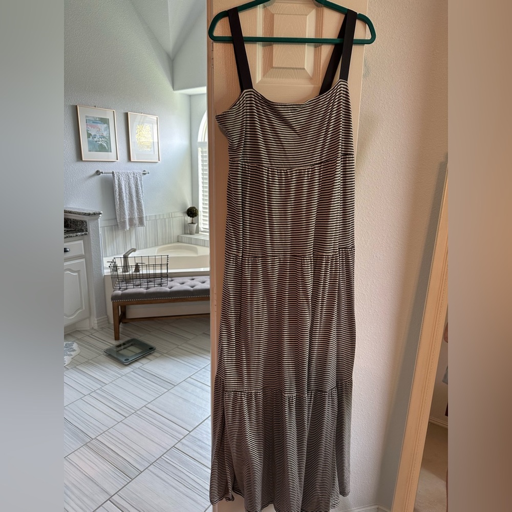Striped Maxi. Super soft and comfortable. XL